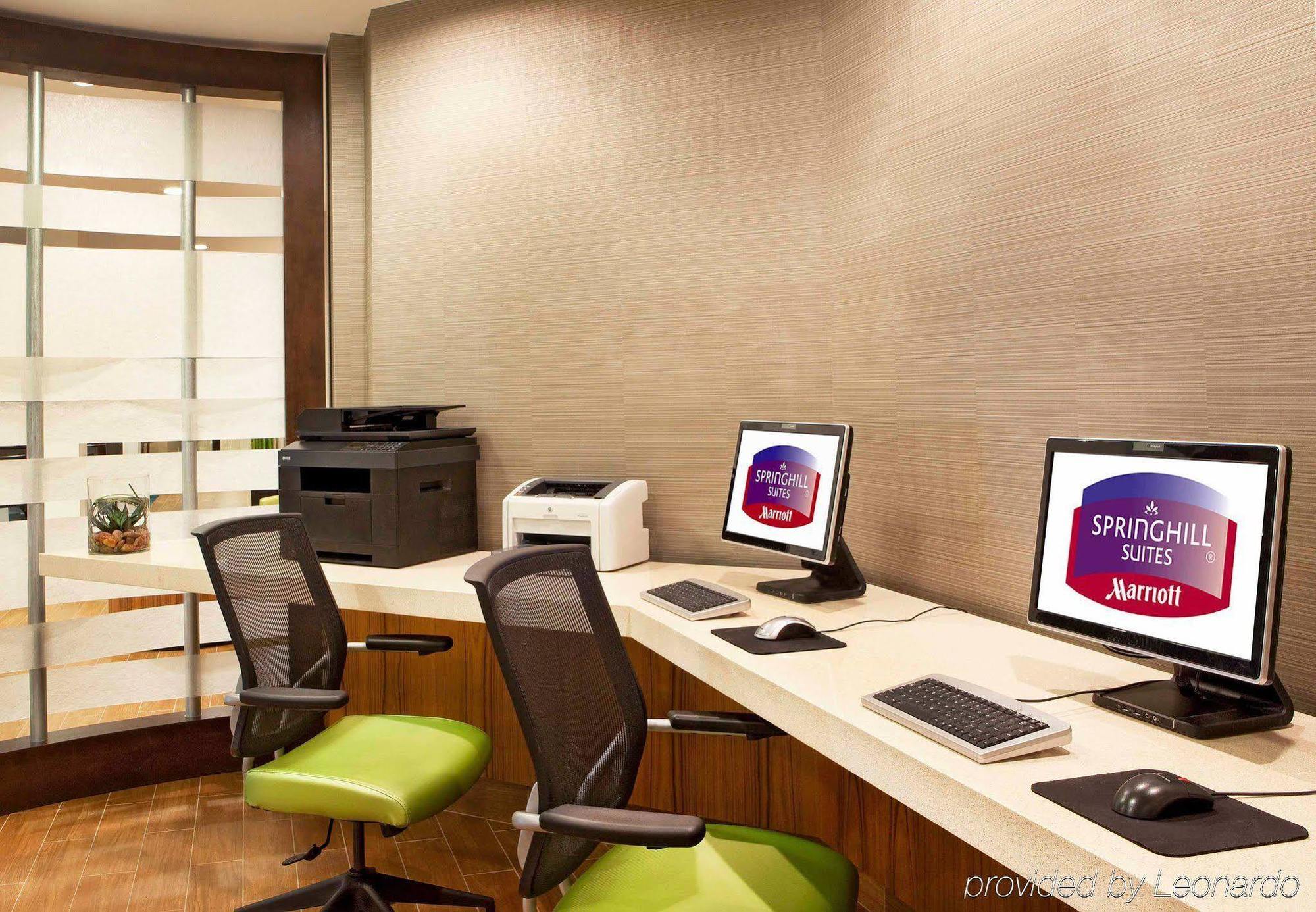Springhill Suites Boston Пийбоди Екстериор снимка